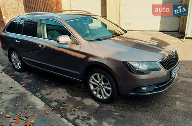 Универсал Skoda Superb 2014 в Киеве
