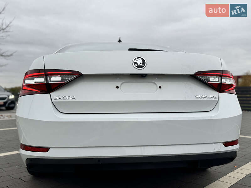 Лифтбек Skoda Superb 2017 в Мукачево