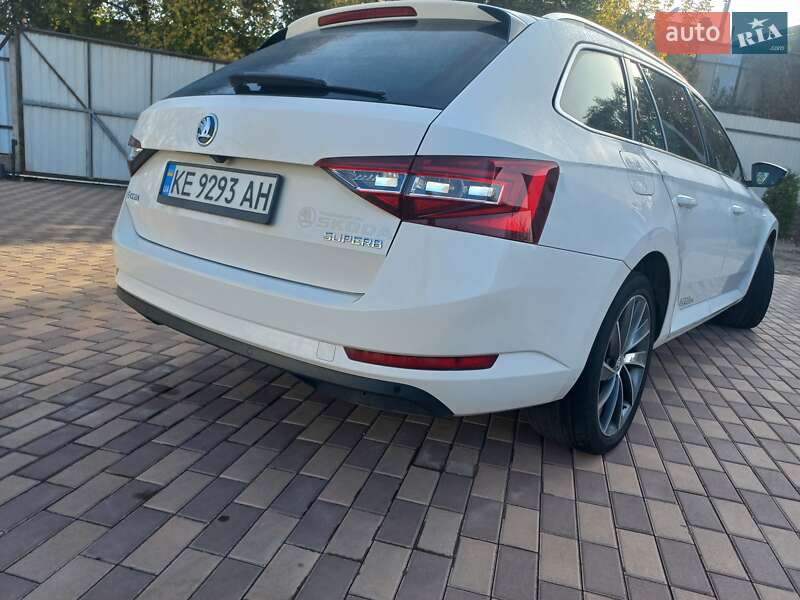 Универсал Skoda Superb 2019 в Днепре