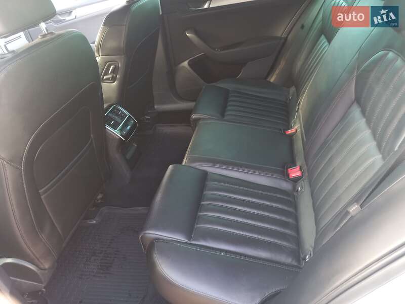 Универсал Skoda Superb 2019 в Днепре