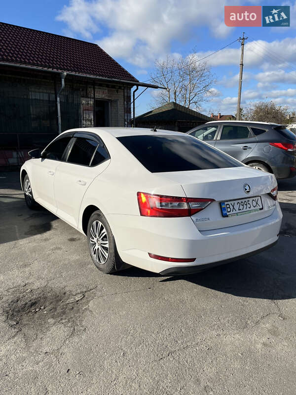 Лифтбек Skoda Superb 2018 в Шепетовке