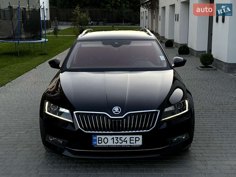 Универсал Skoda Superb 2016 в Чорткове