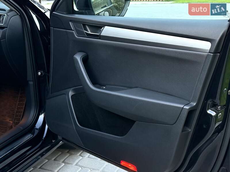 Универсал Skoda Superb 2016 в Чорткове