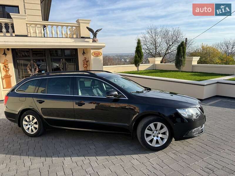 Универсал Skoda Superb 2013 в Кицмани