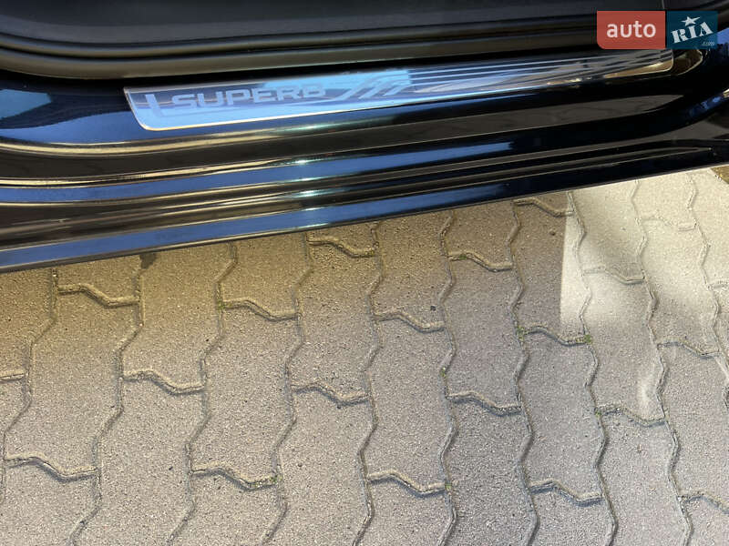 Ліфтбек Skoda Superb 2017 в Дрогобичі