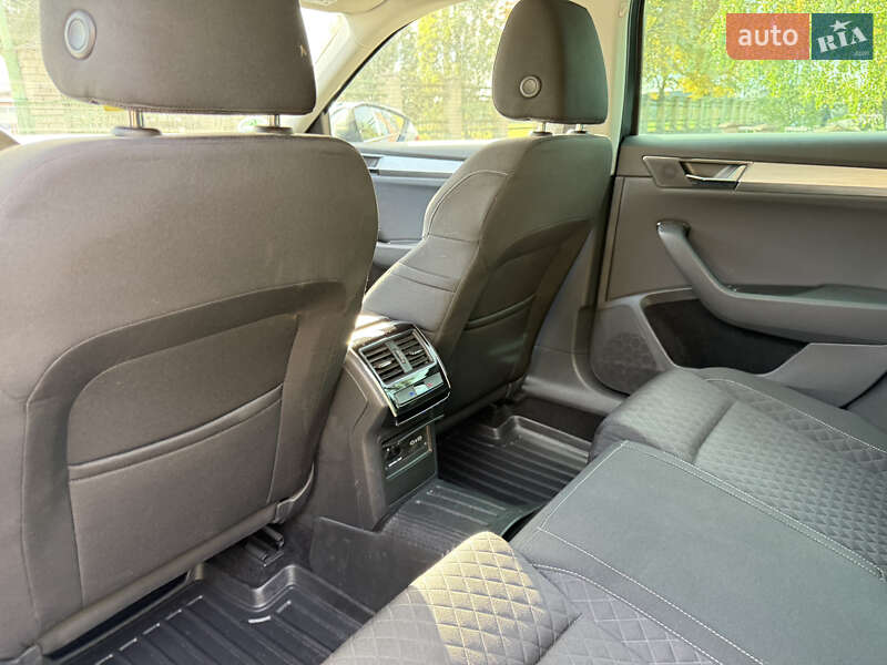 Универсал Skoda Superb 2021 в Владимирце фото 26 Универсал Skoda Superb 2021 в Владимирце