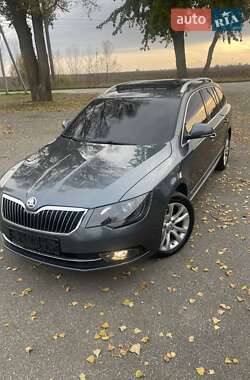 Універсал Skoda Superb 2014 в Борисполі