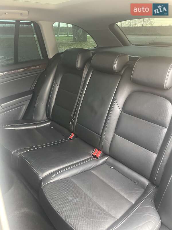 Універсал Skoda Superb 2014 в Борисполі фото 35 Універсал Skoda Superb 2014 в Борисполі