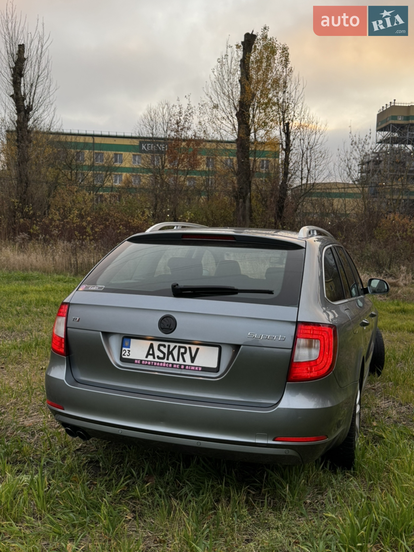 2011 Skoda Superb - мініатюра 3