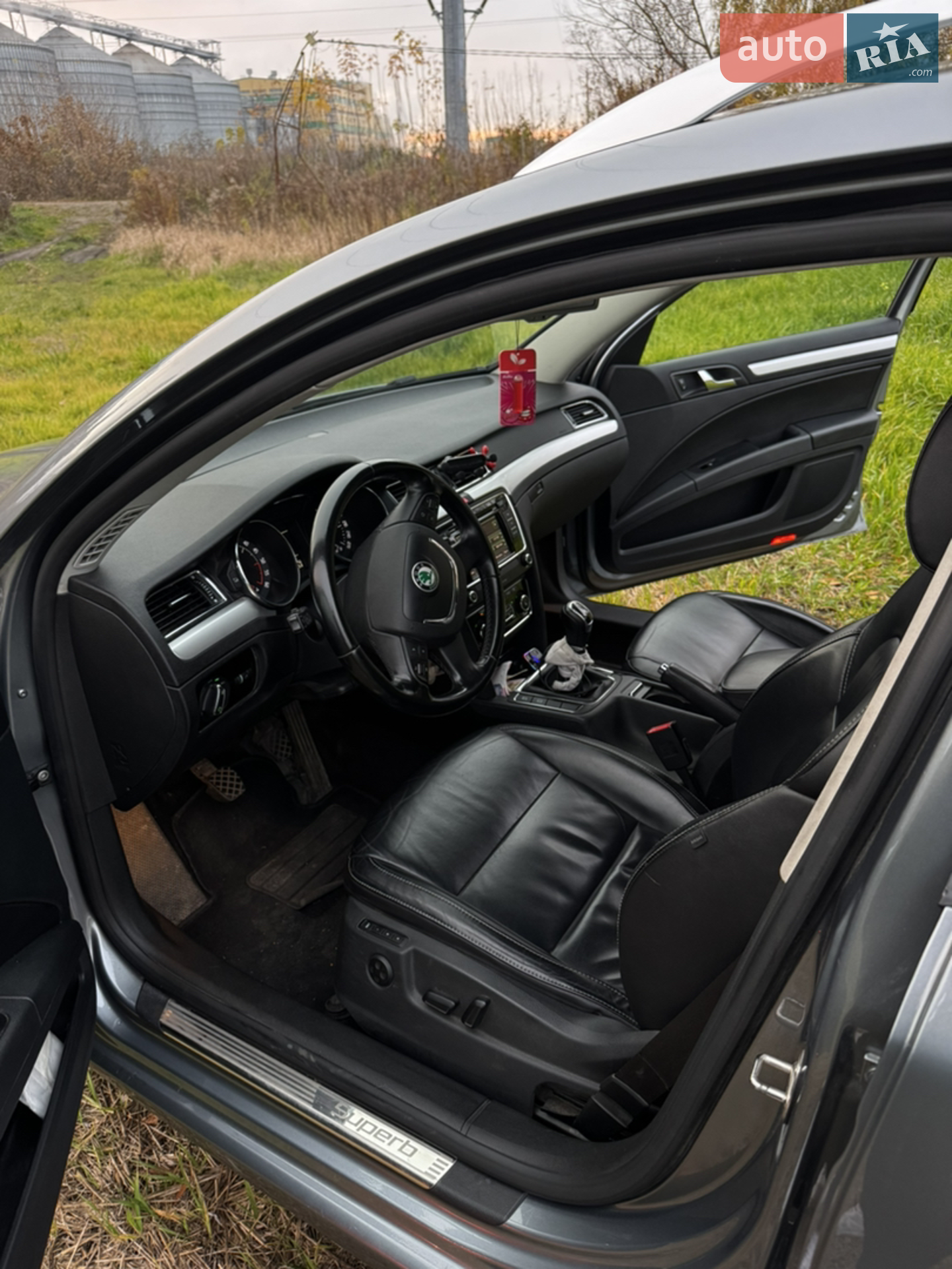 2011 Skoda Superb - мініатюра 7