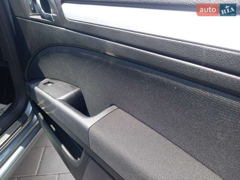 Универсал Skoda Superb 2011 в Черкассах фото 15 Универсал Skoda Superb 2011 в Черкассах