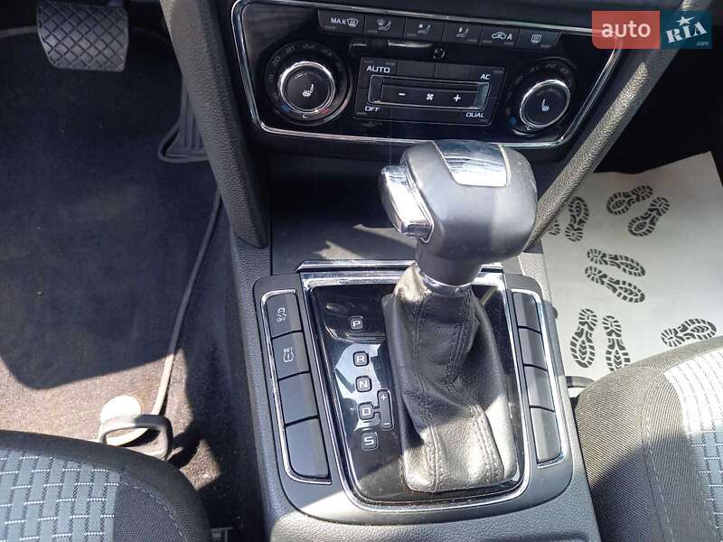 Универсал Skoda Superb 2011 в Черкассах фото 23 Универсал Skoda Superb 2011 в Черкассах