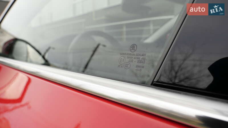 Универсал Skoda Superb 2020 в Львове