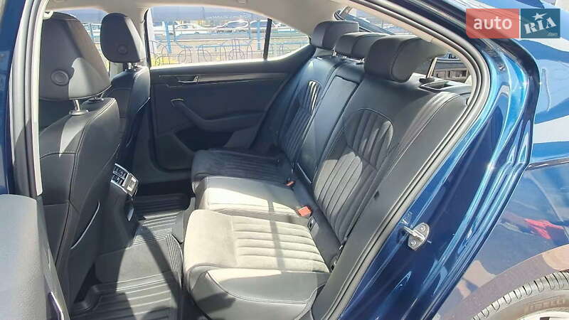 Лифтбек Skoda Superb 2021 в Киеве