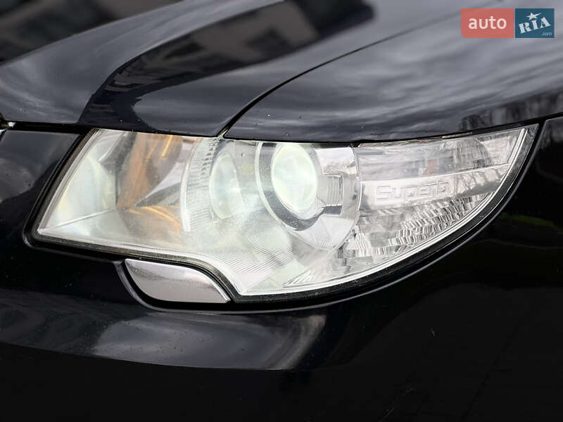 Универсал Skoda Superb 2012 в Новояворовске