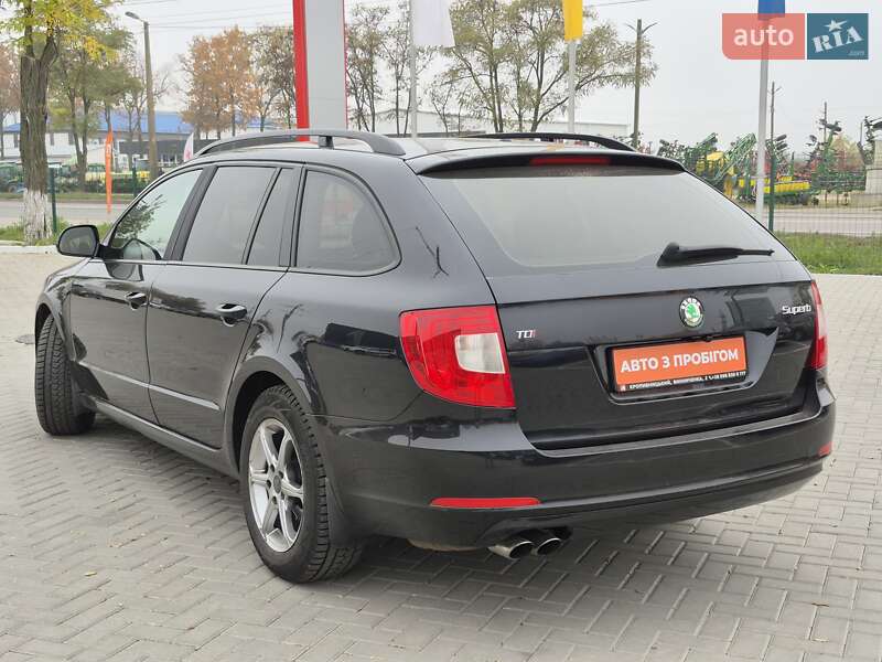 Универсал Skoda Superb 2011 в Кропивницком фото 4 Универсал Skoda Superb 2011 в Кропивницком