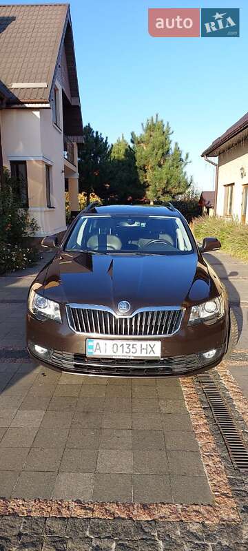 Универсал Skoda Superb 2013 в Киеве