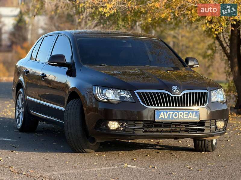 Лифтбек Skoda Superb 2013 в Кривом Роге фото 4 Лифтбек Skoda Superb 2013 в Кривом Роге