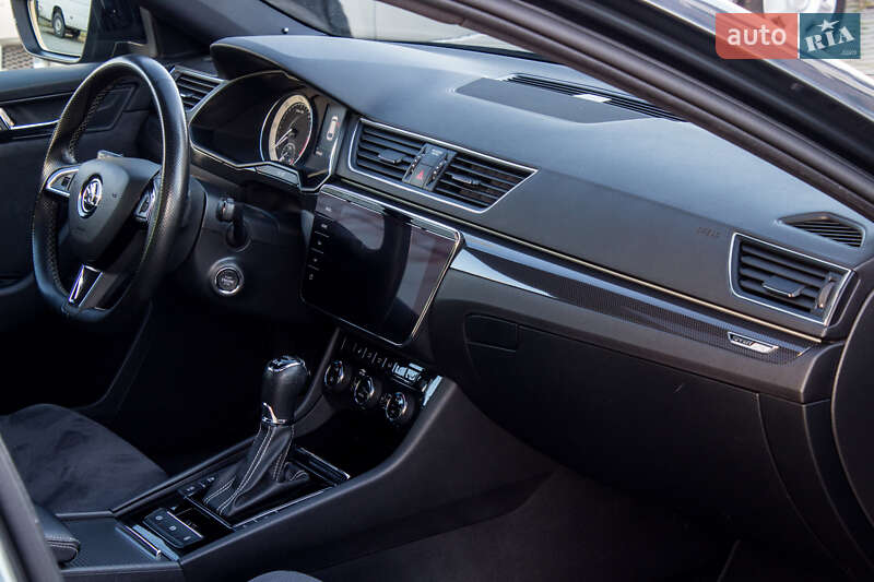 Універсал Skoda Superb 2018 в Львові фото 60 Універсал Skoda Superb 2018 в Львові