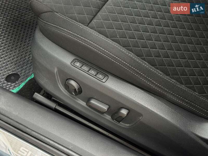 Універсал Skoda Superb 2018 в Чернівцях