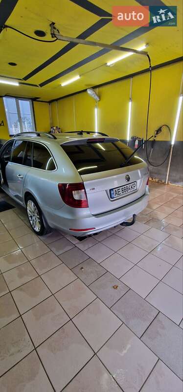 Универсал Skoda Superb 2013 в Кривом Роге фото 5 Универсал Skoda Superb 2013 в Кривом Роге