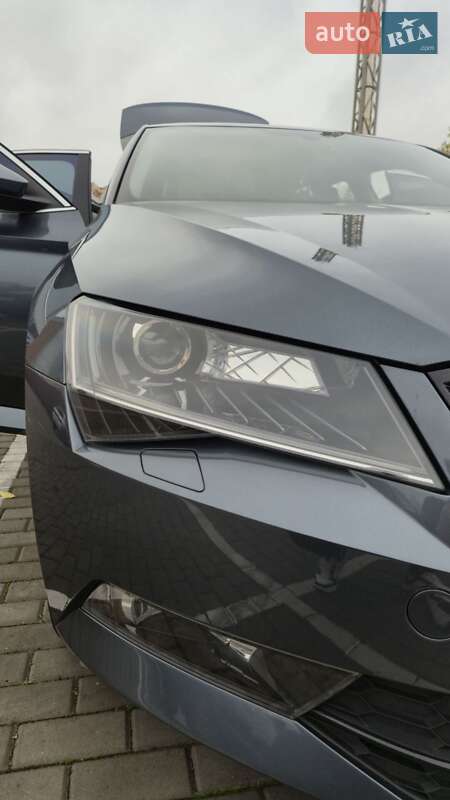 Лифтбек Skoda Superb 2017 в Черкассах