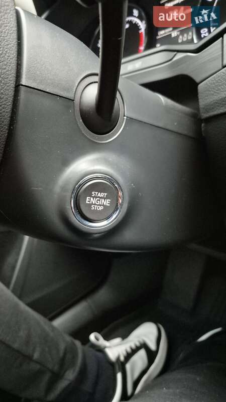 Лифтбек Skoda Superb 2017 в Черкассах