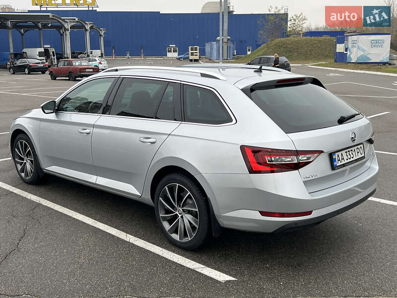 Универсал Skoda Superb 2019 в Киеве