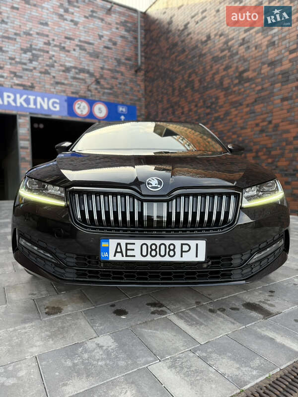 Универсал Skoda Superb 2020 в Днепре