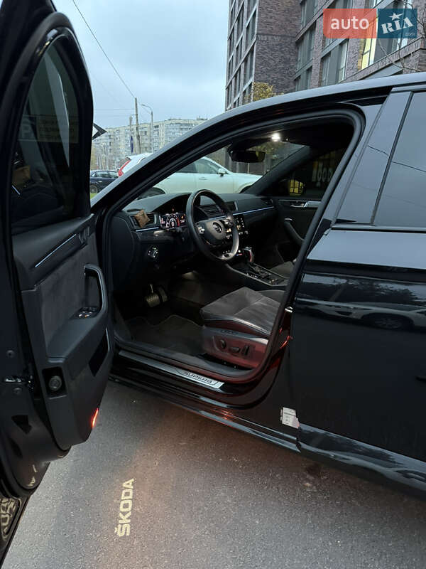 Универсал Skoda Superb 2020 в Днепре