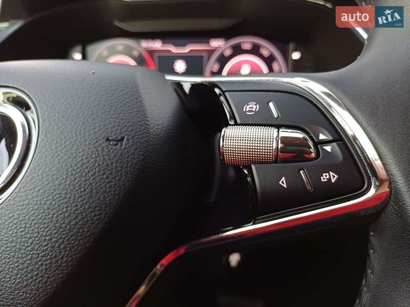 Лифтбек Skoda Superb 2021 в Самборе