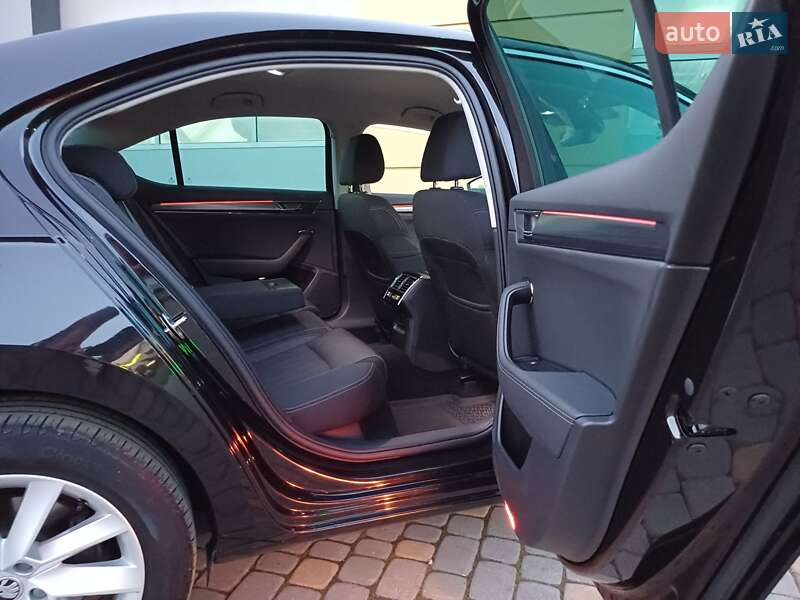 Лифтбек Skoda Superb 2021 в Самборе