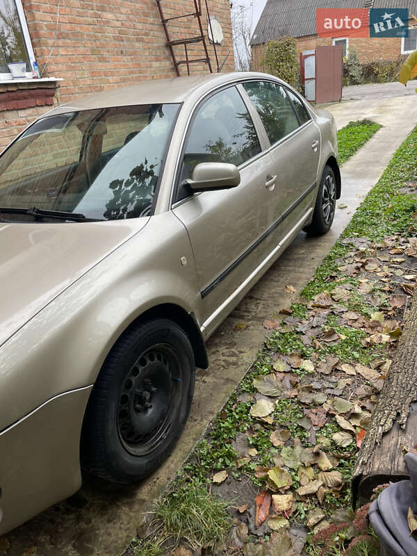 Лифтбек Skoda Superb 2004 в Здолбунове