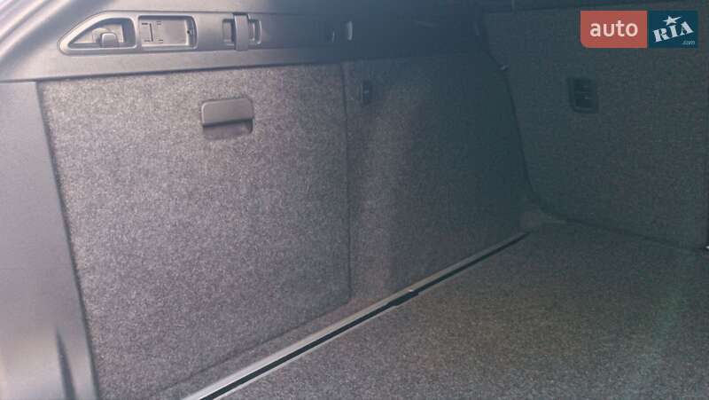 Універсал Skoda Superb 2011 в Сарнах