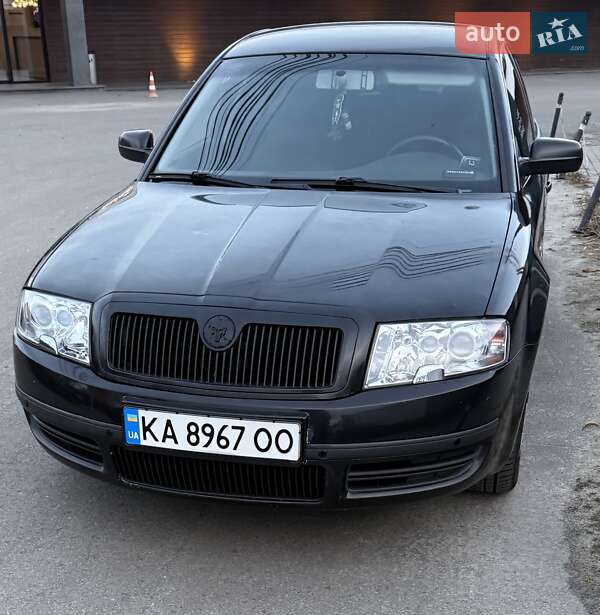 Skoda Superb 2004 Skoda Superb 2004