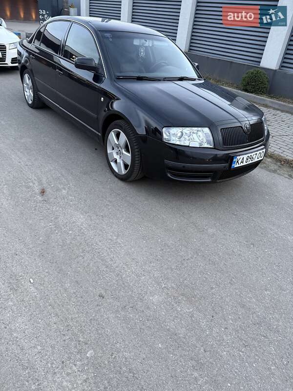 Лифтбек Skoda Superb 2004 в Киеве фото 2 Лифтбек Skoda Superb 2004 в Киеве