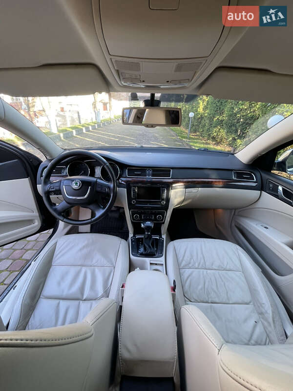 Ліфтбек Skoda Superb 2009 в Луцьку