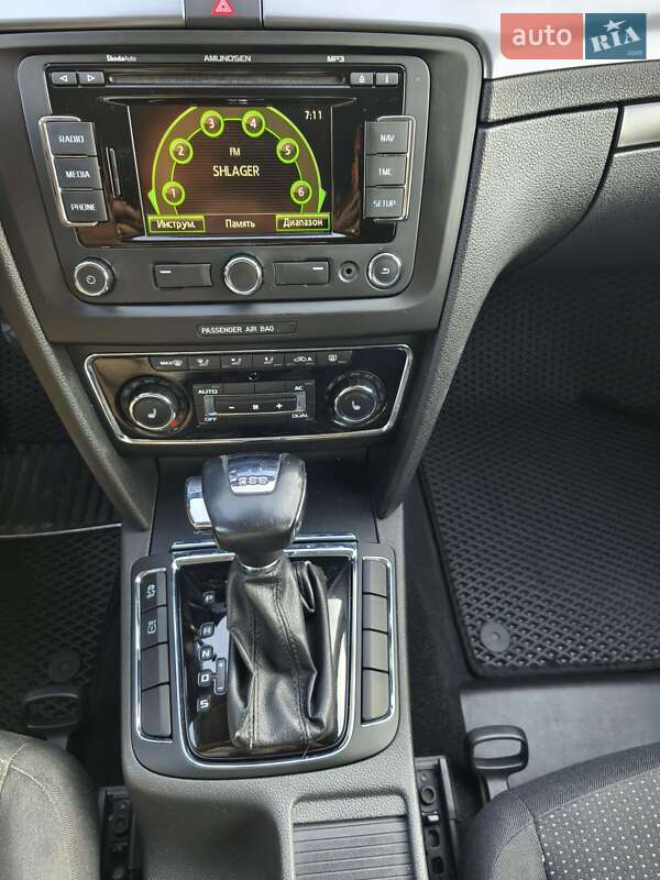 Універсал Skoda Superb 2011 в Дніпрі фото 13 Універсал Skoda Superb 2011 в Дніпрі