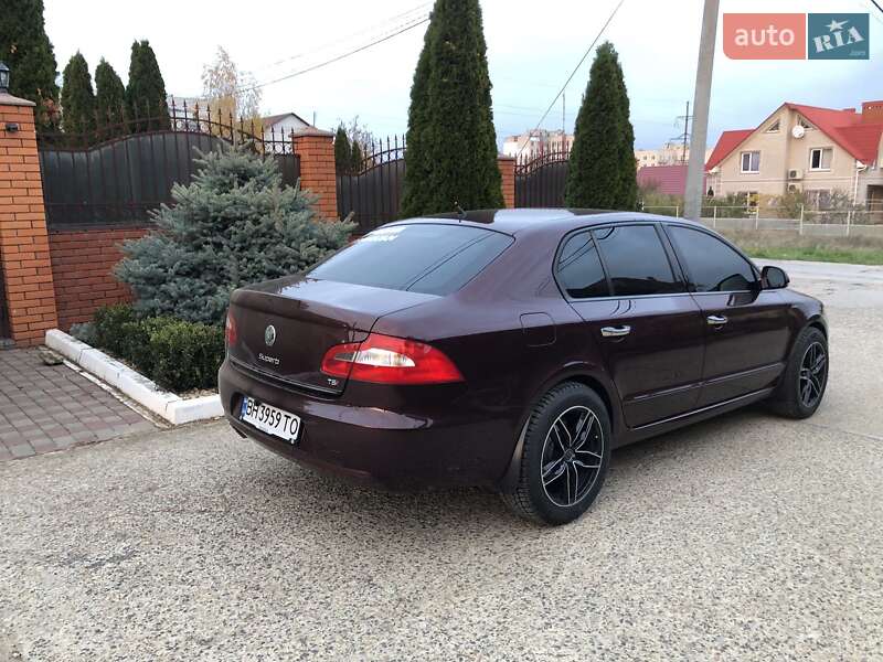Ліфтбек Skoda Superb 2009 в Теплодарі