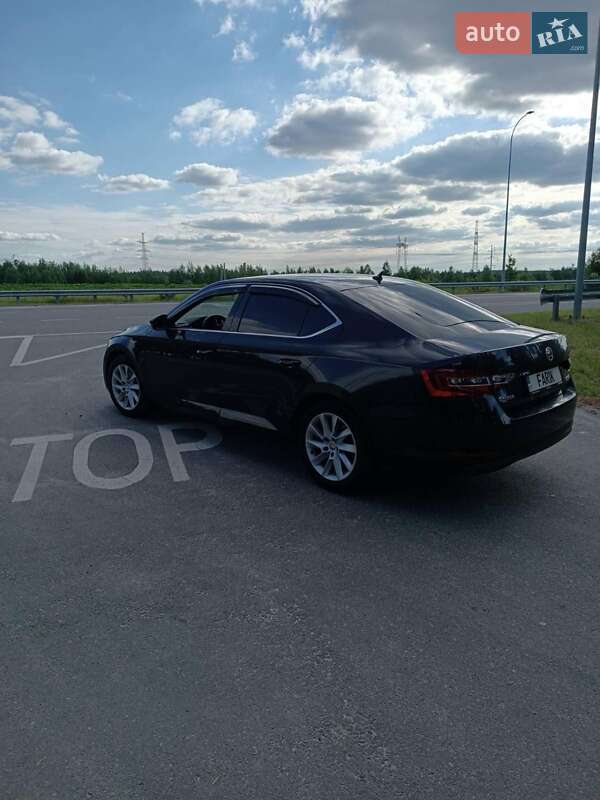 Лифтбек Skoda Superb 2019 в Киеве фото 2 Лифтбек Skoda Superb 2019 в Киеве