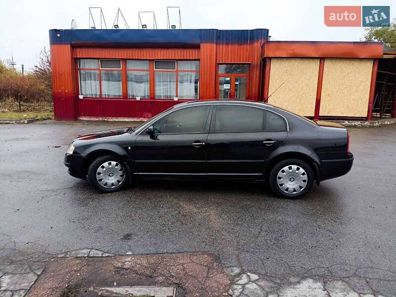 Лифтбек Skoda Superb 2004 в Житомире