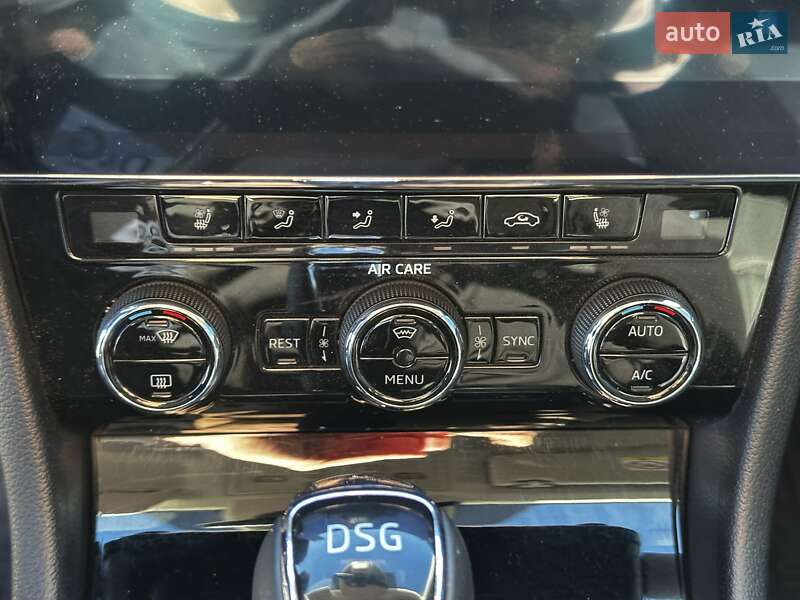 Лифтбек Skoda Superb 2017 в Львове