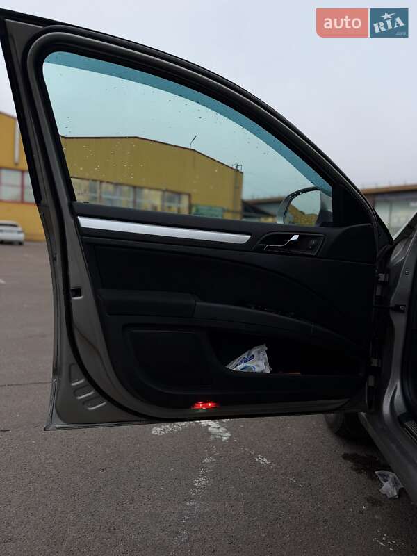 Універсал Skoda Superb 2012 в Житомирі