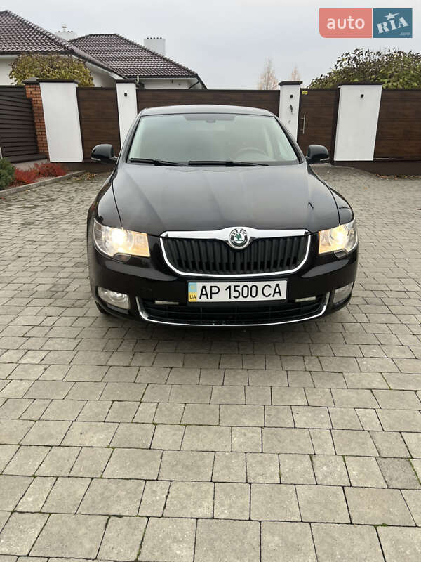 Лифтбек Skoda Superb 2012 в Луцке фото Лифтбек Skoda Superb 2012 в Луцке