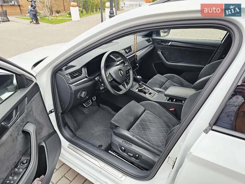 Універсал Skoda Superb 2020 в Вишгороді