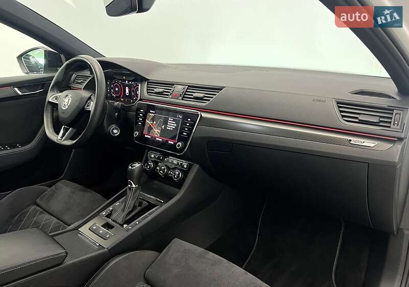 Універсал Skoda Superb 2020 в Вишгороді