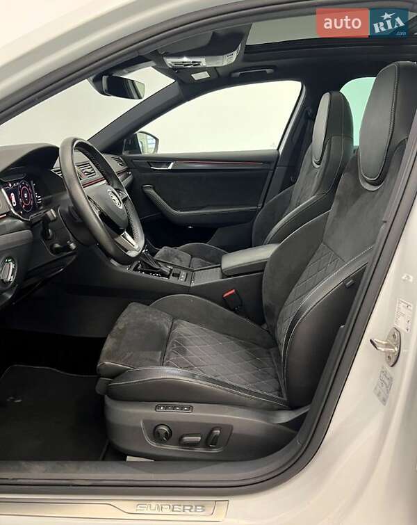 Універсал Skoda Superb 2020 в Вишгороді