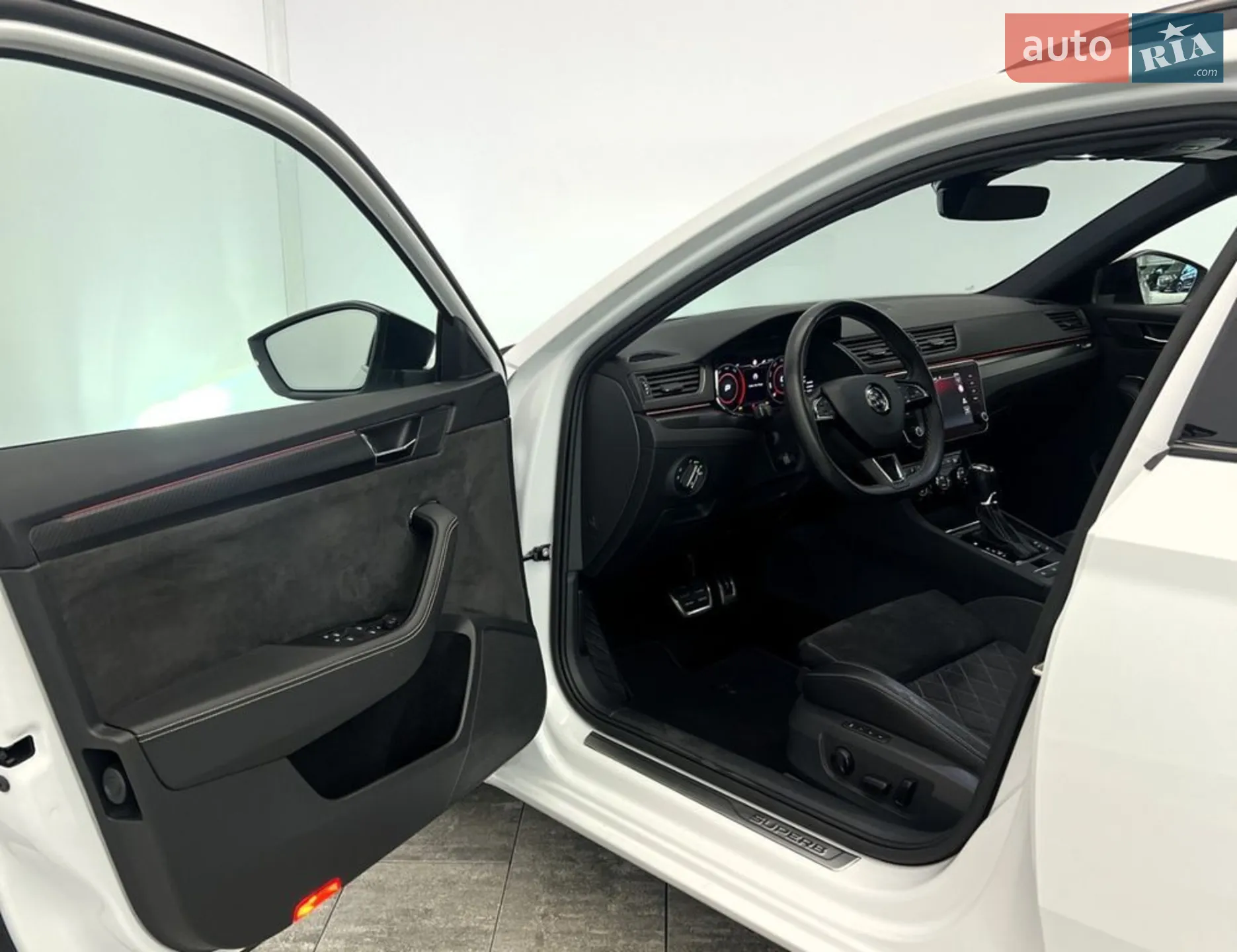 2020 Skoda Superb - мініатюра 35