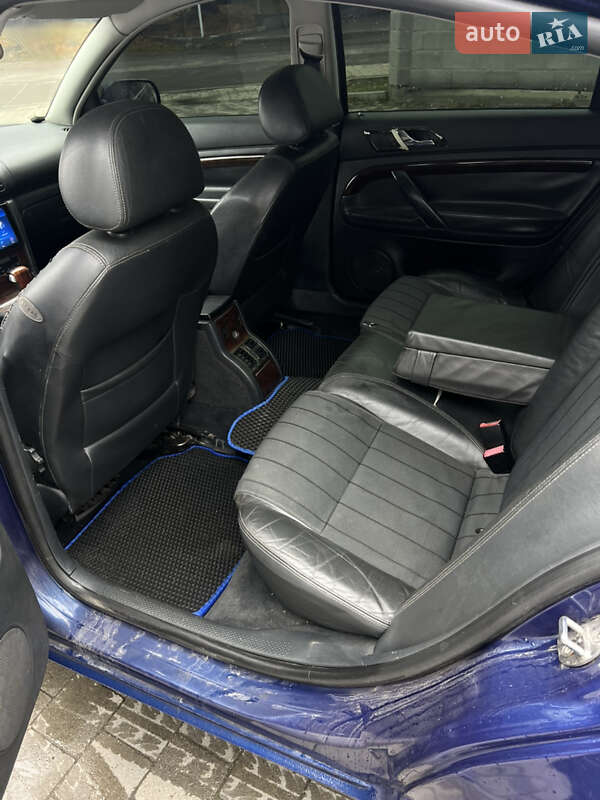 Лифтбек Skoda Superb 2003 в Львове