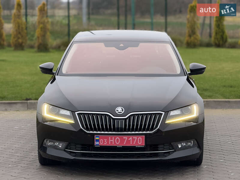 Лифтбек Skoda Superb 2017 в Луцке